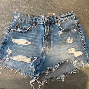 Zara high waisted distressed shorts